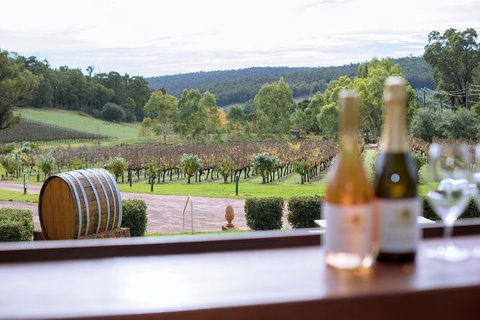 Premium Cider, Wine & Whiskey Tour - Small Group Full-Day Tour From Perth - New Castle Holiday 3