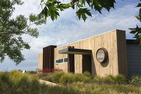 Swan Valley Luxury Private Charter - New Castle Holiday 3