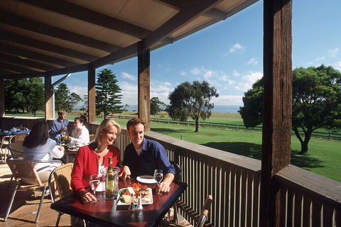 2 Day Exclusively Private Tour Of Phillip Island & The Penguin Parade - New Castle Holiday 11