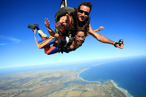 Skydive Great Ocean Road From Up To 15000ft - New Castle Holiday 1