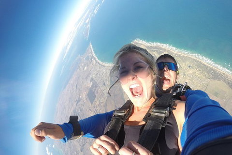 Skydive Great Ocean Road From Up To 15000ft - New Castle Holiday 2