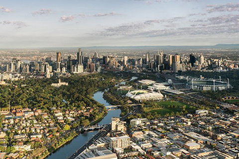 Melbourne Sunrise Balloon Flight & Champagne Breakfast - New Castle Holiday 0