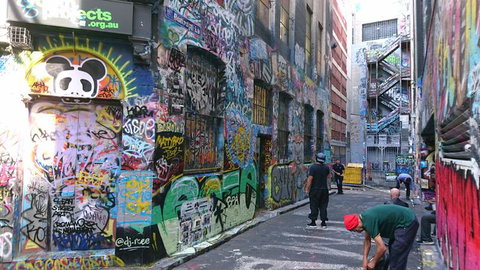 Melbourne Lanes And Arcades Walking Tour - New Castle Holiday 11
