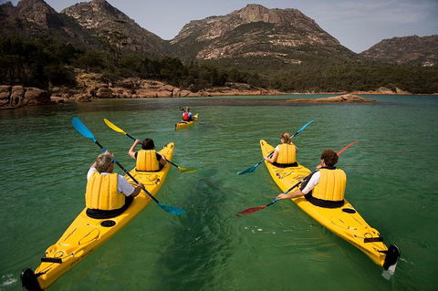 The Freycinet Paddle - New Castle Holiday 0