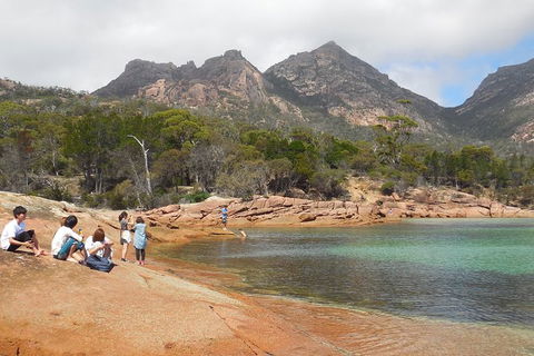 Active Day Tour One-Way From Hobart To Launceston With Wineglass Bay - New Castle Holiday 8