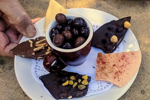 Queensland Food Tour: Farm-to-Table Indulgence - New Castle Holiday 4