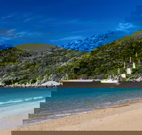 Full-Day Adventure Sailing Experience Circumnavigate Magnetic Island - New Castle Holiday