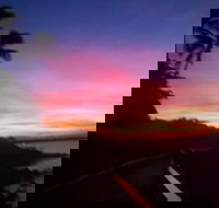 Townsville Sunset Sail Sailing Cruise Boat Tour - New Castle Holiday