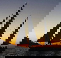 Magnetic Island Sunset Sail - New Castle Holiday