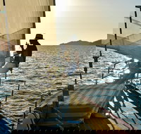 Magnetic Island Twilight Sailing Cruise - New Castle Holiday