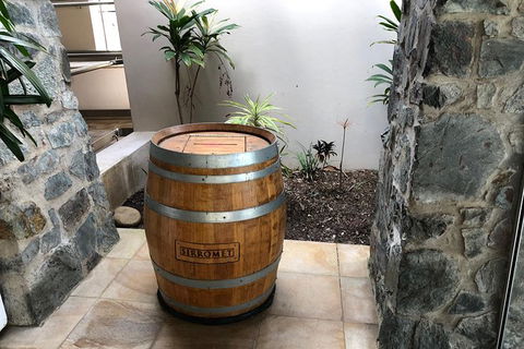 Sirromet Winery All Inclusive Lunch @ Lurleens, Tour, Tastings And Transfers - New Castle Holiday 10