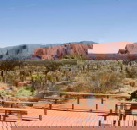 Uluru Small Group Tour including Sunset - New Castle Holiday