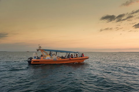 Darwin Sunset Cruise, Including Fish \'n\' Chips - New Castle Holiday 6