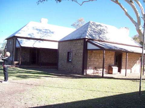 Alice Springs Highlights Half-Day Tour - New Castle Holiday 13