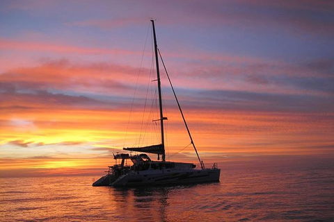Sunset 3-Hour Cruise From Darwin Includes Dinner And Sparkling Wine - New Castle Holiday 0