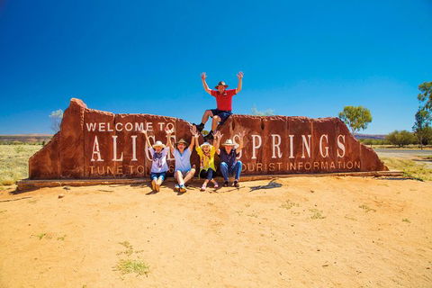 Coach Transfer From Kings Canyon To Alice Springs - New Castle Holiday 1