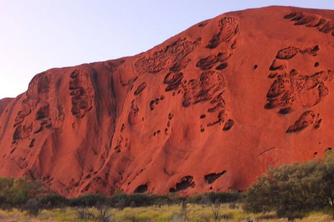 Overnight Uluru (Ayers Rock) Small-Group Camping Tour - New Castle Holiday 3
