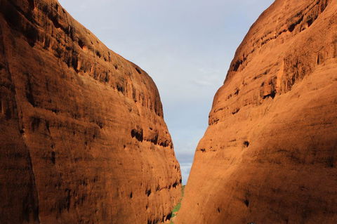 Kata Tjuta Sunrise And Valley Of The Winds Half-Day Trip - New Castle Holiday 6