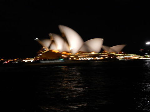 Sydney Harbour Dinner Cruise - New Castle Holiday 5