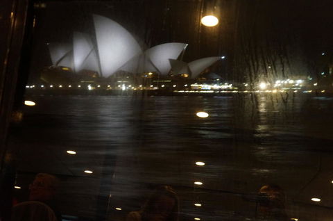 Sydney Harbour Dinner Cruise - New Castle Holiday 18