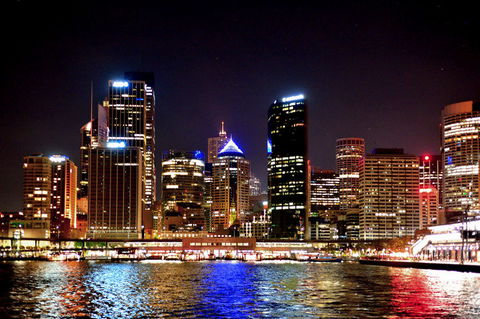 Sydney Harbour Dinner Cruise - New Castle Holiday 14