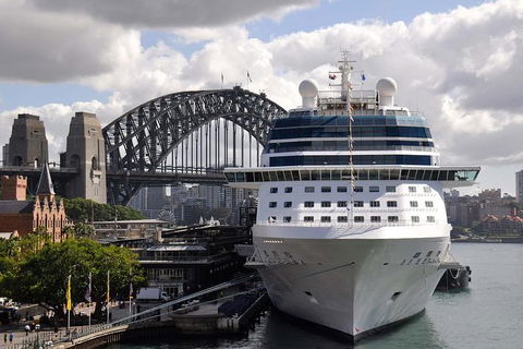 Shuttle Transfer From Cruise Ship Terminal At Circular Quay To Sydney Airport - New Castle Holiday 1