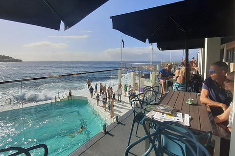 Experience The Real Sydney With Our Signature Tour - New Castle Holiday 3