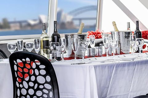 Christmas Day Lunch Cruise On Sydney Harbour - New Castle Holiday 6