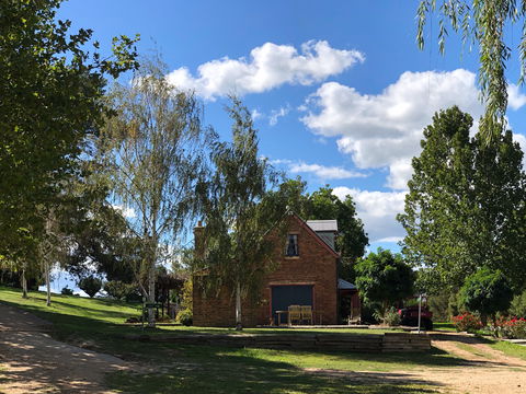 Athol Gardens - New Castle Holiday 1