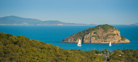 Capricorn Coast - New Castle Holiday 1