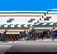 Coldstream Gallery - New Castle Holiday