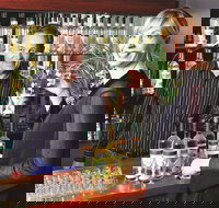 Distillery Botanica - New Castle Holiday