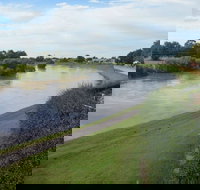 Duckenfield - New Castle Holiday