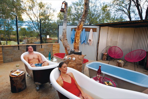 Eulo - New Castle Holiday 0