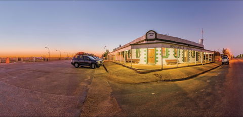 Far West Adventure Drive - New Castle Holiday 0