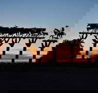 Long Paddock - Cobb Highway Touring Route - New Castle Holiday