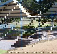 Point Hut Pond Park - New Castle Holiday