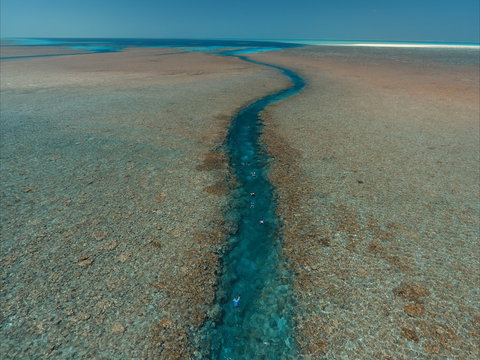 Rowley Shoals - New Castle Holiday 0