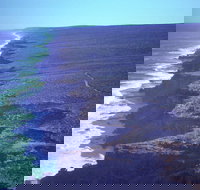 Useless Loop - New Castle Holiday