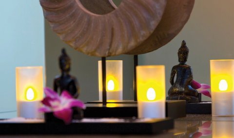 Club MMM! Day Spa - New Castle Holiday 2