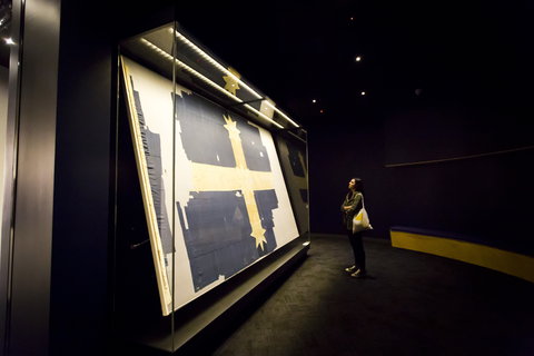 Eureka Centre Ballarat - New Castle Holiday 0