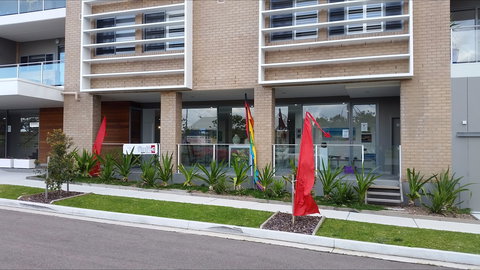 Finite Gallery - New Castle Holiday 0