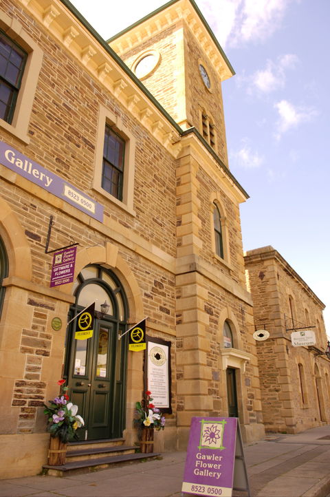 Gawler Historic Main Street Walking Tour - New Castle Holiday 0