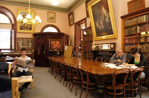 Gawler Historic Main Street Walking Tour - New Castle Holiday 1