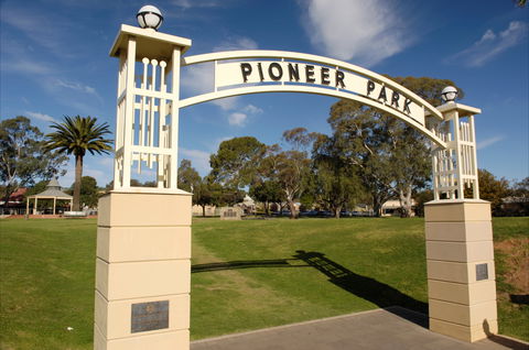 Gawler Historic Main Street Walking Tour - New Castle Holiday 2