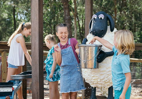 Paradise Country - New Castle Holiday 1