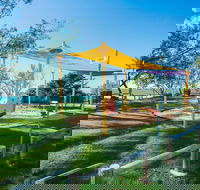 Sarina Beach - New Castle Holiday