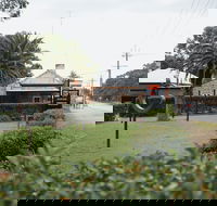 Sevenhill - New Castle Holiday