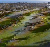 Sorrento Golf Club - New Castle Holiday