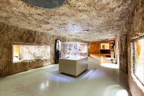 Umoona Opal Mine And Museum - New Castle Holiday 2
